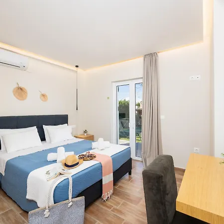 Eleni Agios Stephanos Villa *