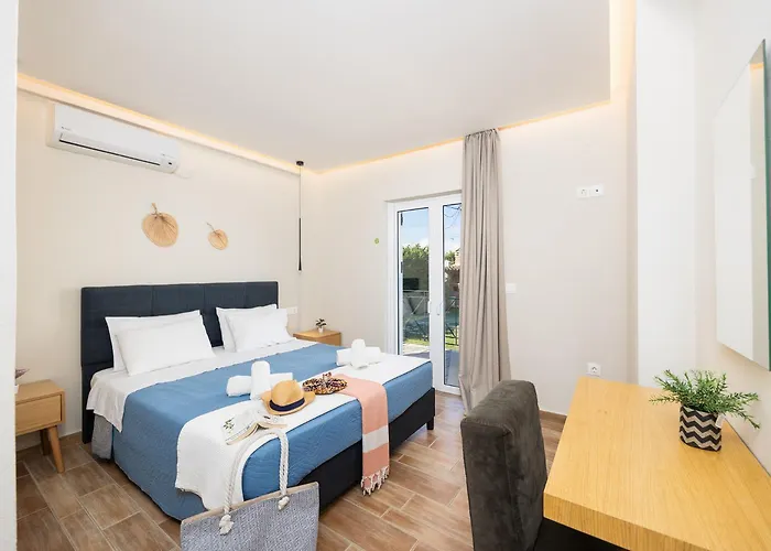 Eleni Agios Stephanos Villa *