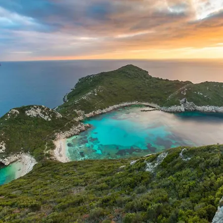 Vila Eleni Agios Stephanos